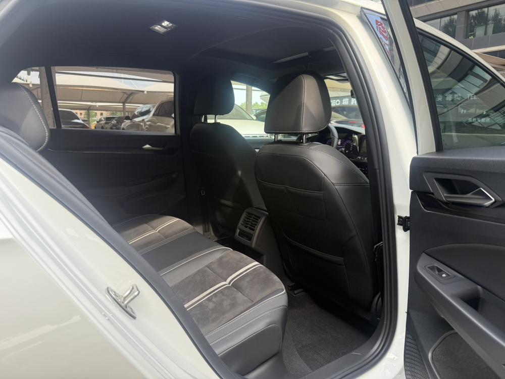 2022 imagen de coche #10