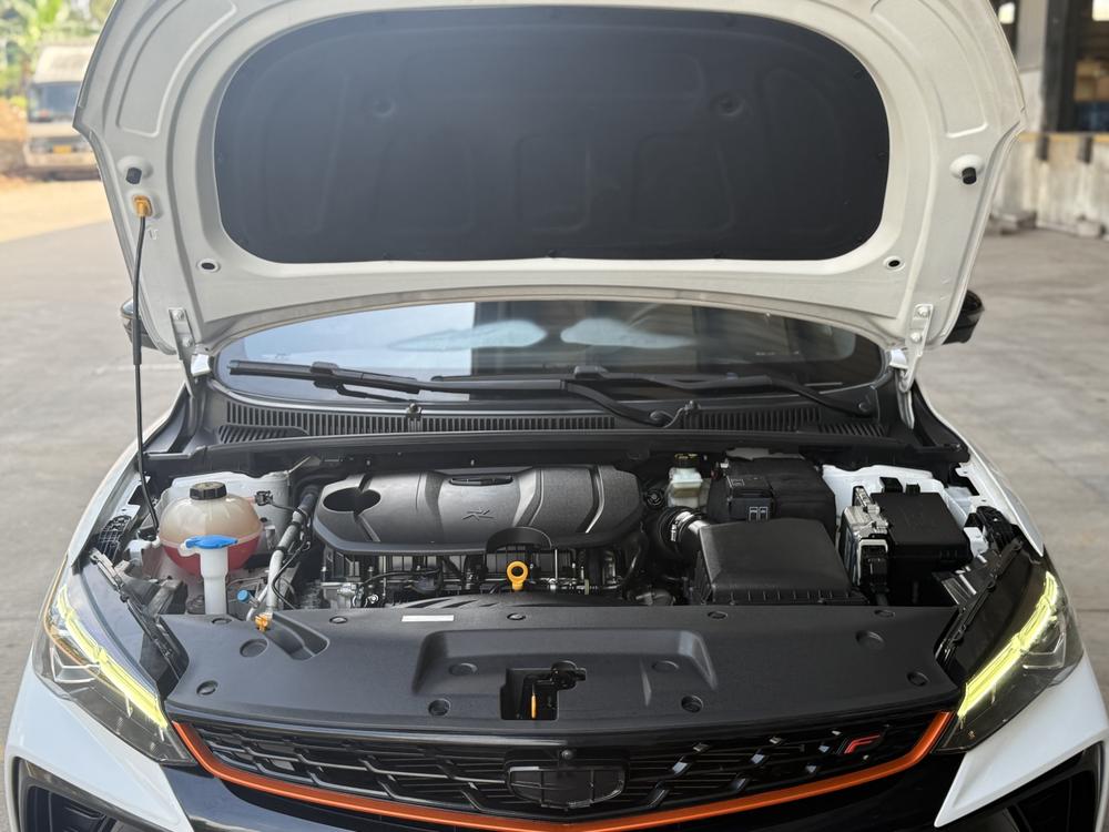 GEELY Binray 2022 car image #8