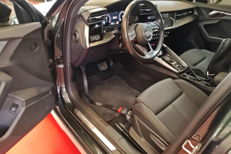 Audi A3 2022 imagen de coche #12