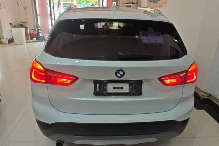 BMW X1 2018 car image #6