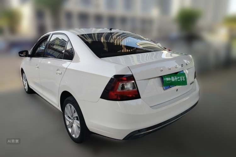 Skoda Rapid 2019 car image #5