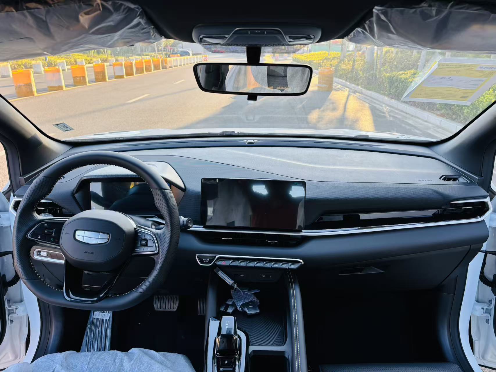 GEELY Coolray 2026 #6 GEELY Coolray 2026 image de voiture #6