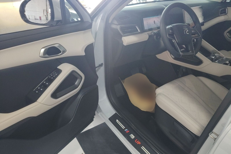 BYD YuanUP 2024 #16 BYD YuanUP 2024 car image #16