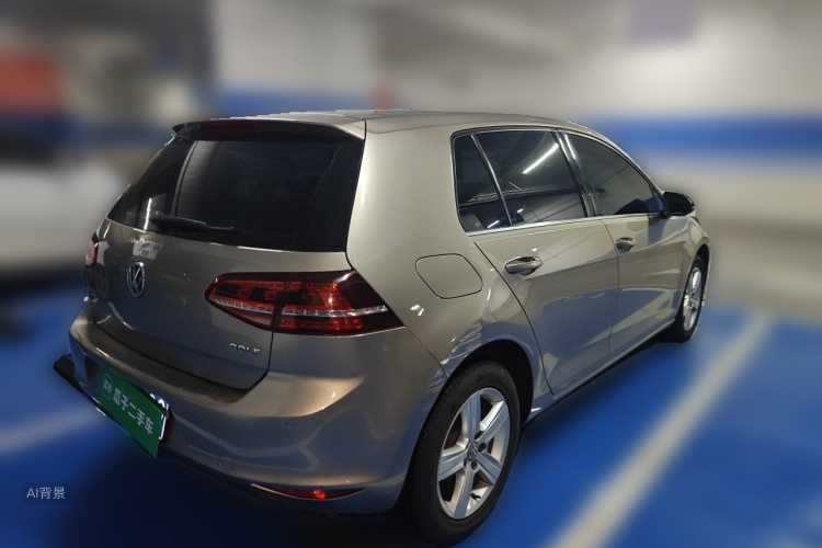 Volkswagen Golf 2017 car image #7