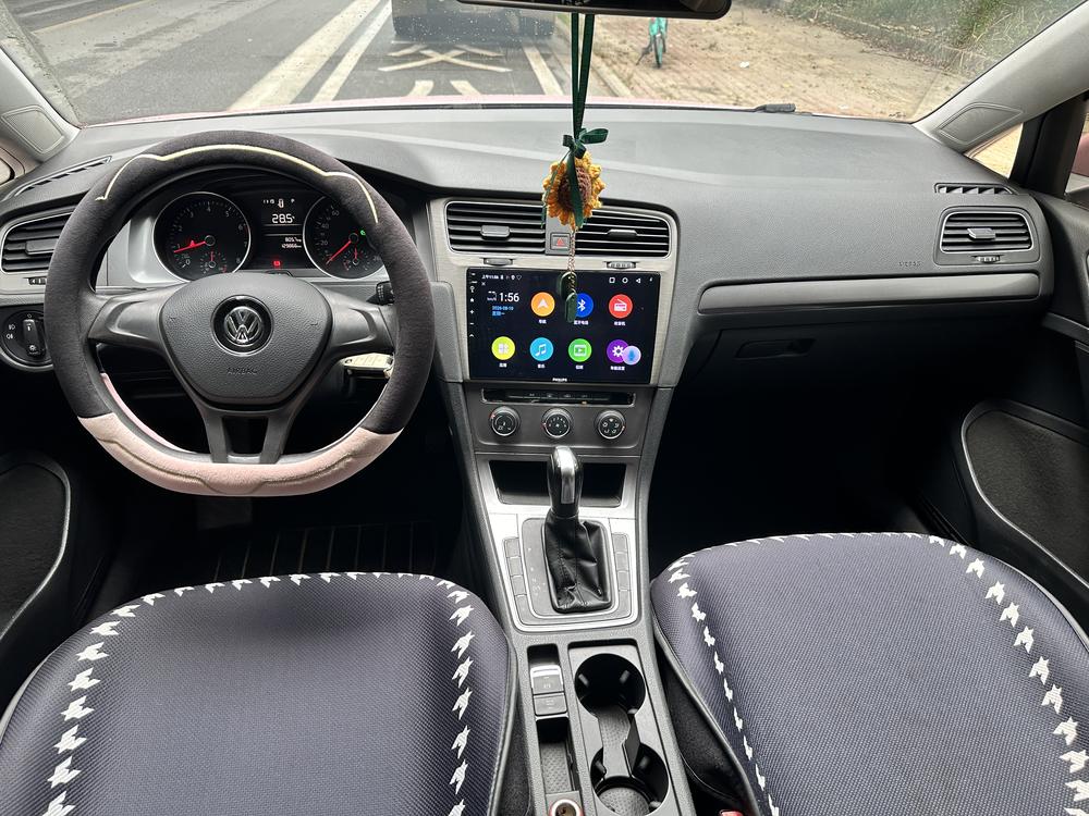 Volkswagen Golf 2014 car image #6