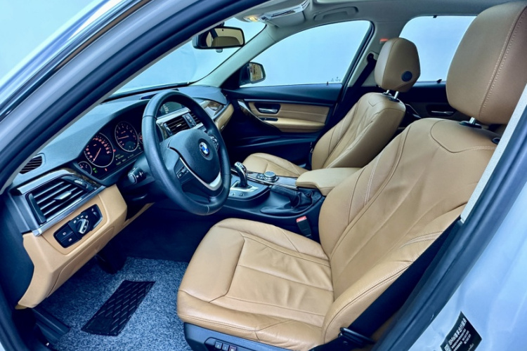 BMW 3 Series 2015 #19 BMW 3 Series 2015 car image #19