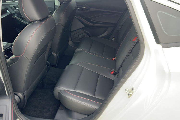 名爵 MG5 2023 汽车图片 #13