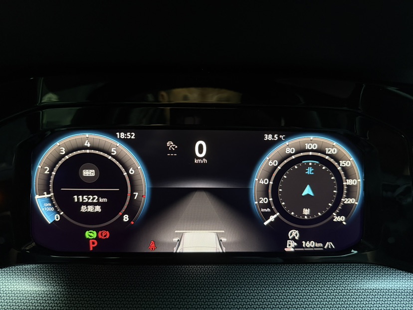 Volkswagen Golf 2025 car image #9