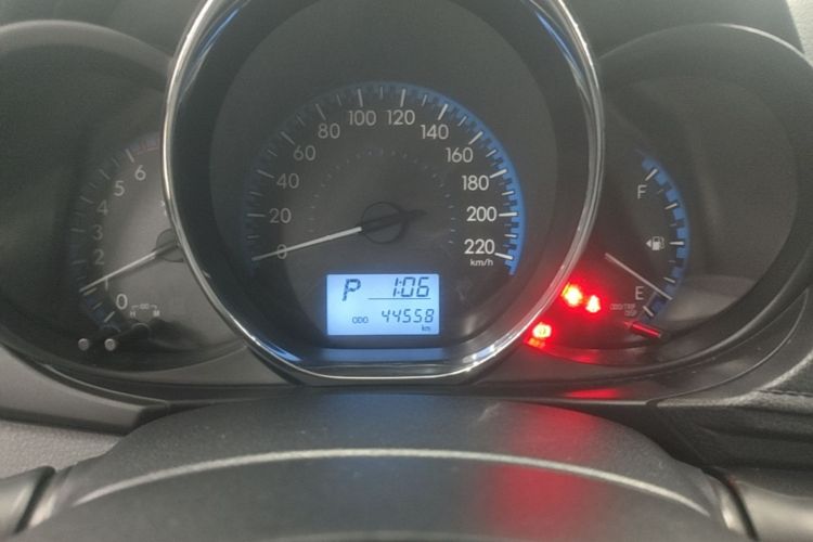 Toyota Vios 2018 car image #12