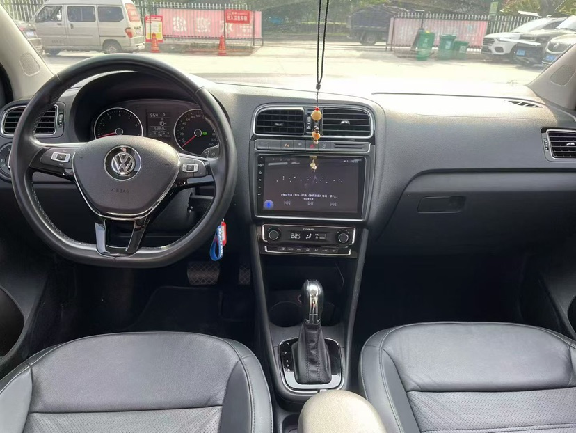 Volkswagen Polo 2017 #4 Volkswagen Polo 2017 car image #4