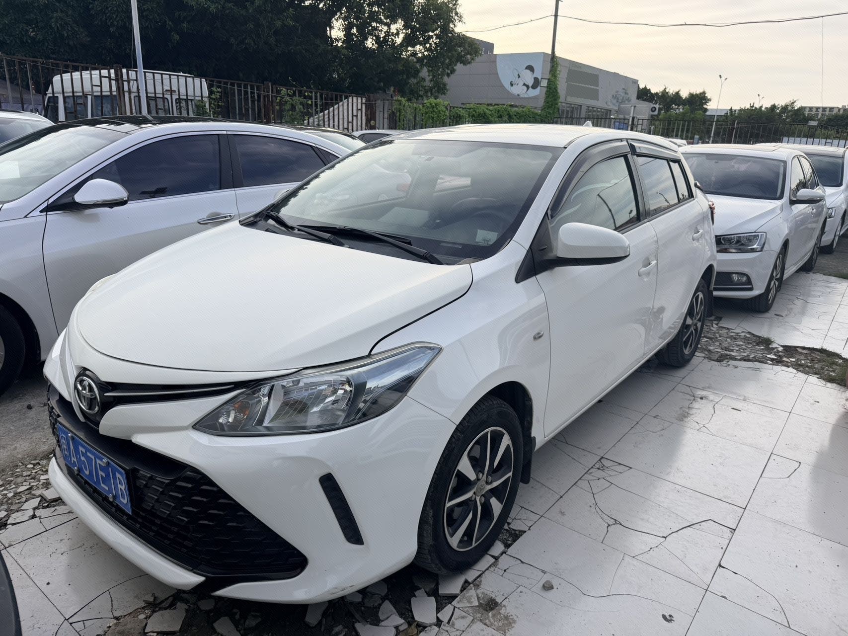 Toyota Vios FS 2018 immagine di auto 