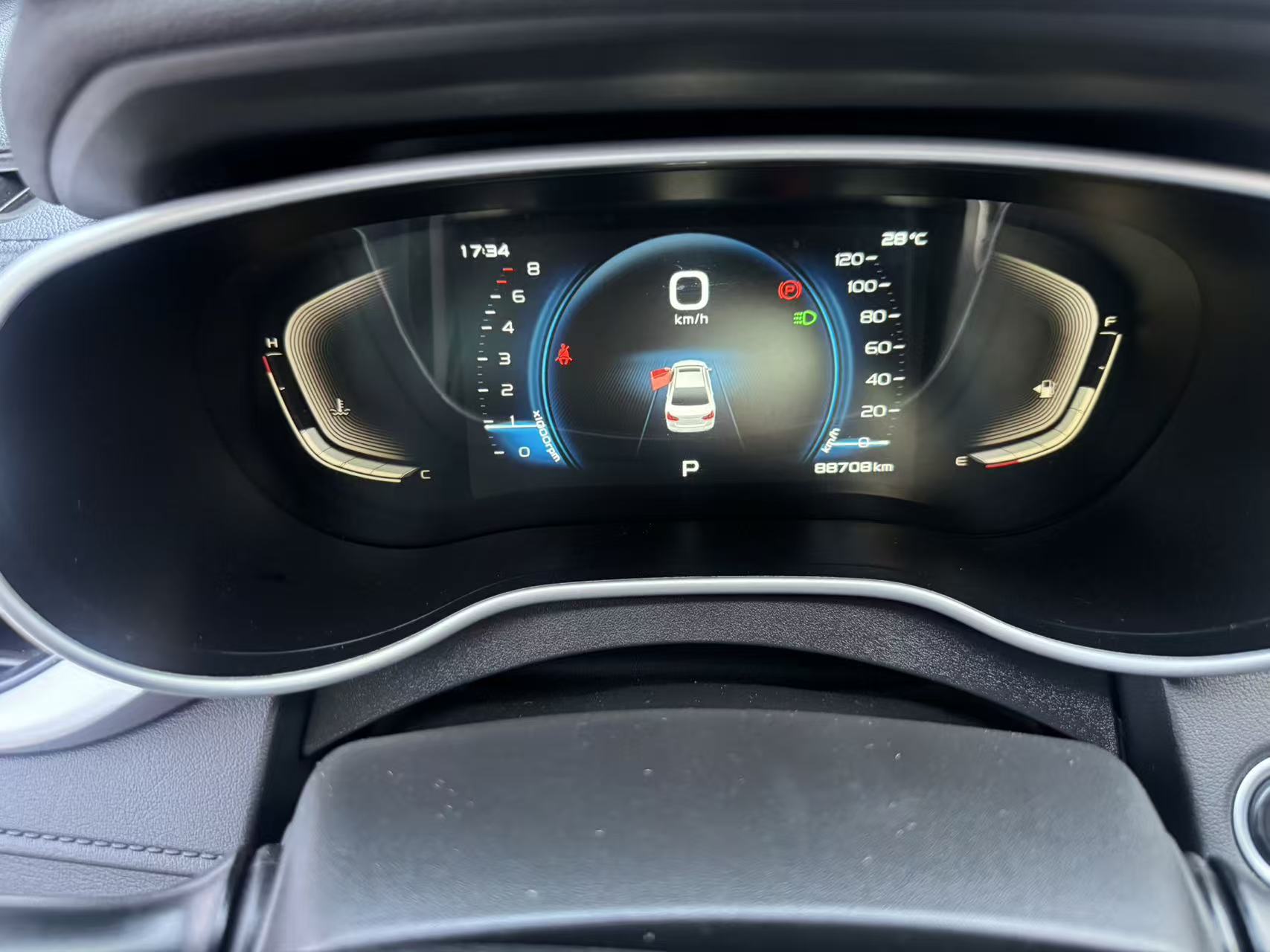 GEELY Emgrand 2021 car image #11