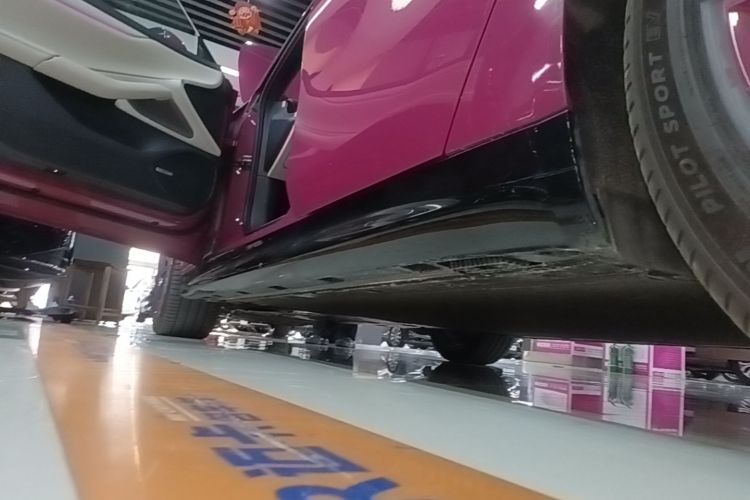 MI SU7 2025 car image #27