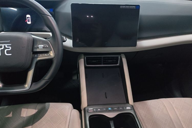 BYD YuanUP 2025 car image #13
