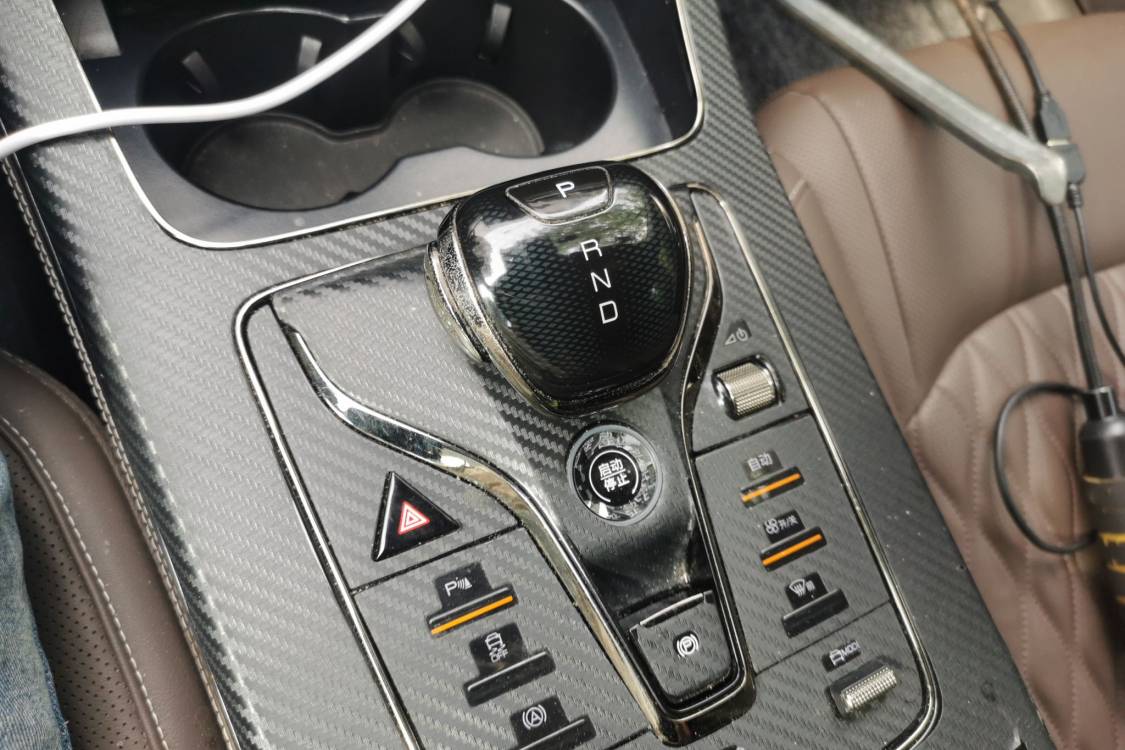 BYD Han 2023 image de voiture #27