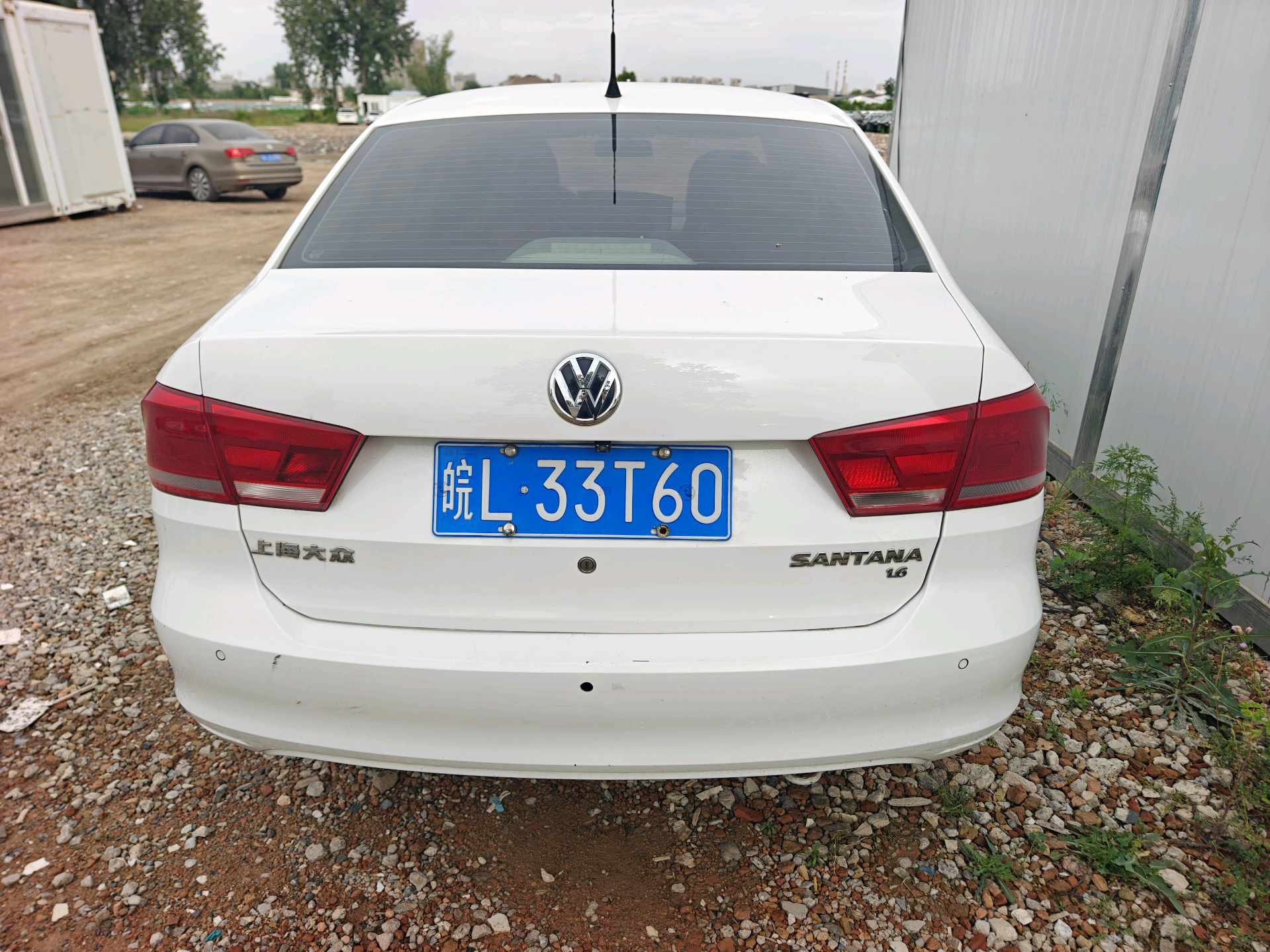 Volkswagen Santana 2015 car image #4