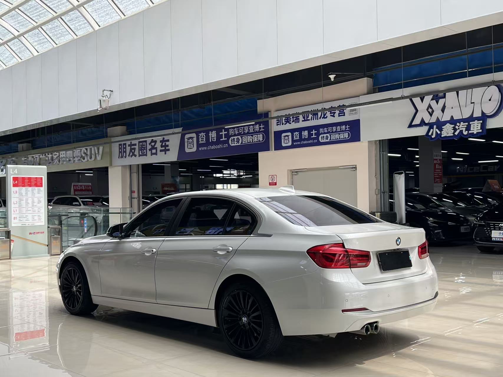 BMW 3 Series 2018 car image #7