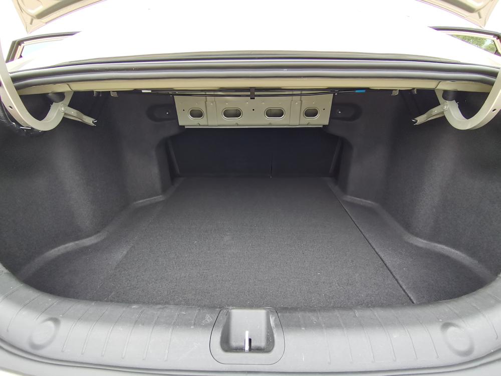 GEELY Emgrand L 2022 car image #25