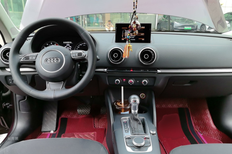 Audi A3 2017 car image #11