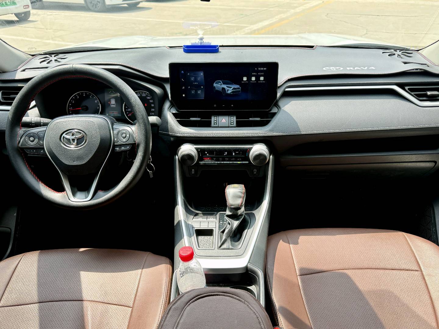Toyota RAV4 2024 car image #6