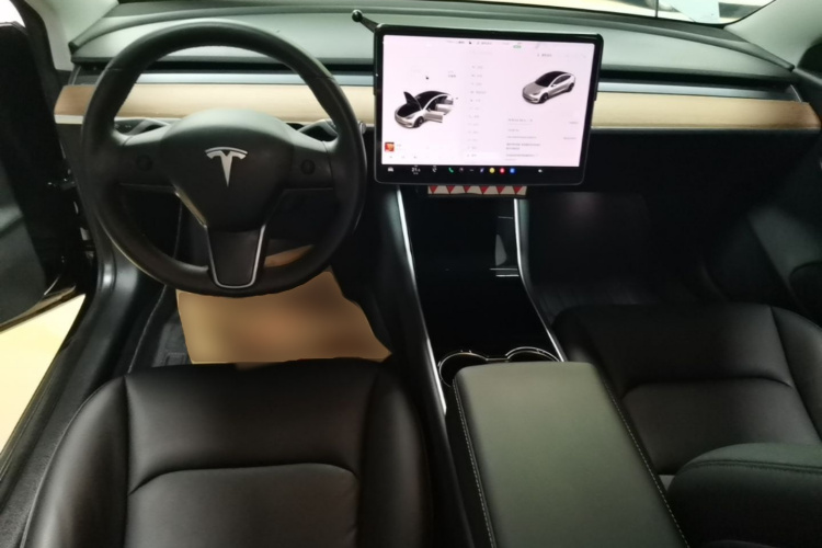 Tesla Model 3 2020 #10 Tesla Model 3 2020 car image #10