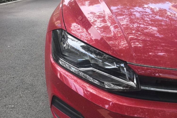 Volkswagen Polo 2021 car image #8