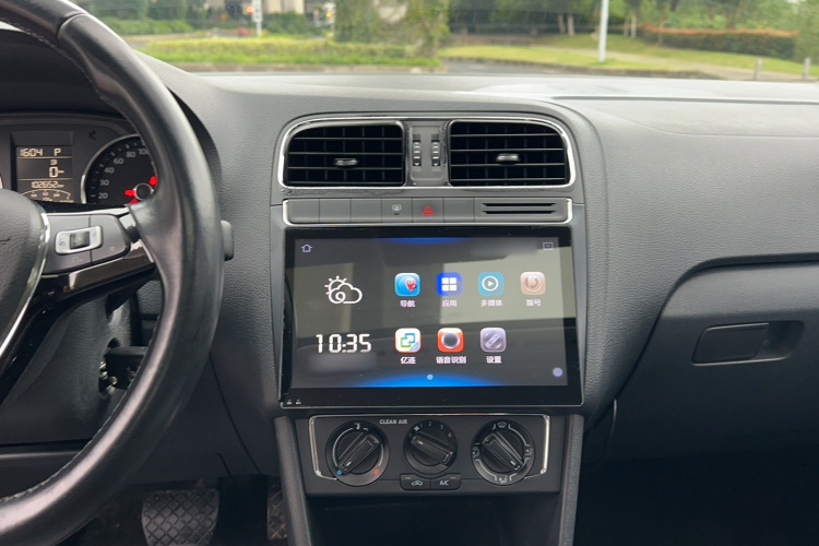Volkswagen Polo 2016 #15 Volkswagen Polo 2016 car image #15