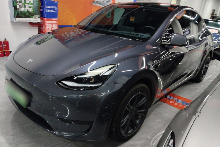 Tesla Model Y 2022 #2 Tesla Model Y 2022 car image #2