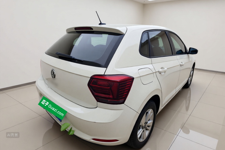 Volkswagen Polo 2022 car image #5
