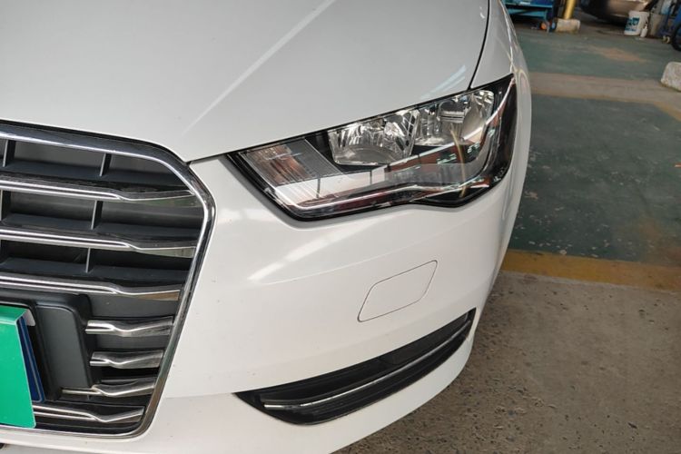 Audi A3 2015 car image #23