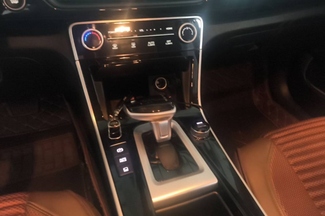Kia Seltos 2025 car image #20