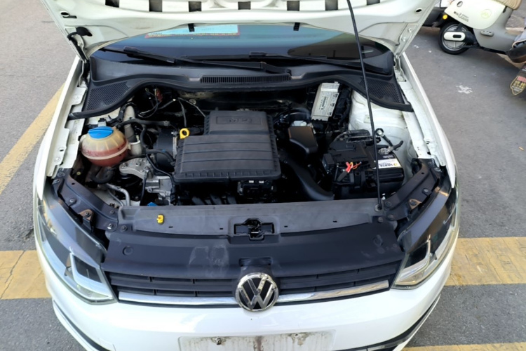 Volkswagen Polo 2014 #20 Volkswagen Polo 2014 car image #20
