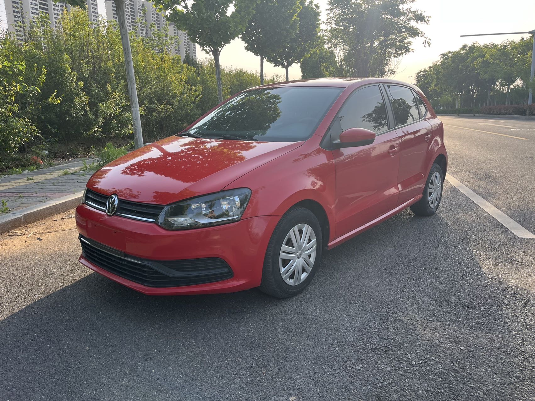 Volkswagen Polo 2018 Volkswagen Polo 2018 car image