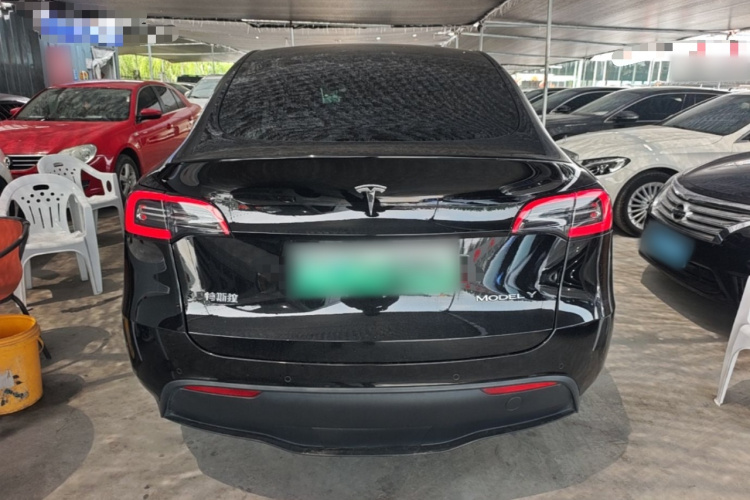 Tesla Model Y 2023 #6 Tesla Model Y 2023 car image #6