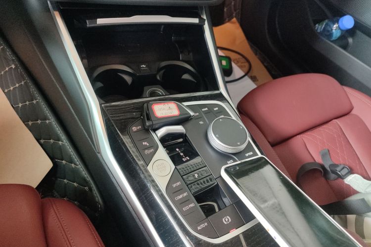 BMW 3 Series 2024 imagen de coche #14