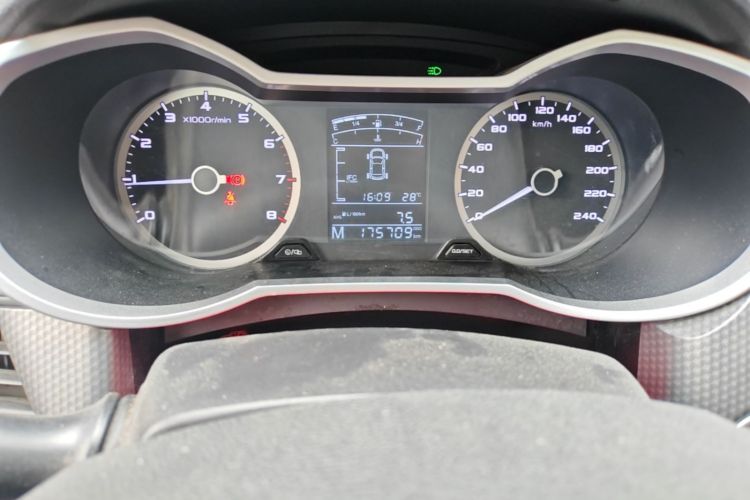 GEELY Emgrand GS 2017 #13 GEELY Emgrand GS 2017 car image #13