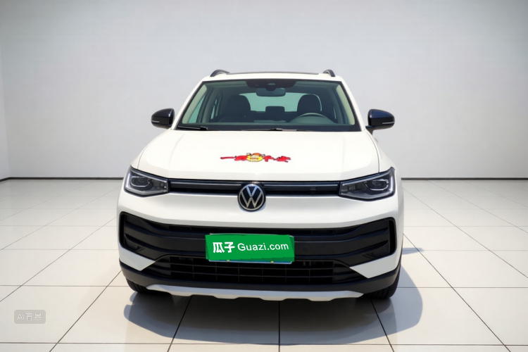 Volkswagen Tharu 2025 car image #3