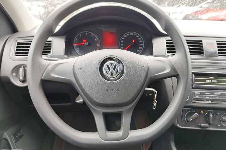 Volkswagen Santana 2017 #11 Volkswagen Santana 2017 car image #11