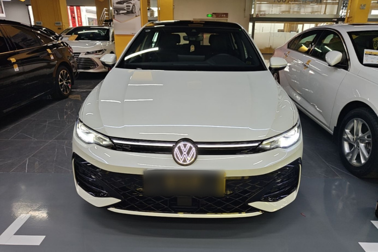 Volkswagen Golf 2025 #3 Volkswagen Golf 2025 car image #3