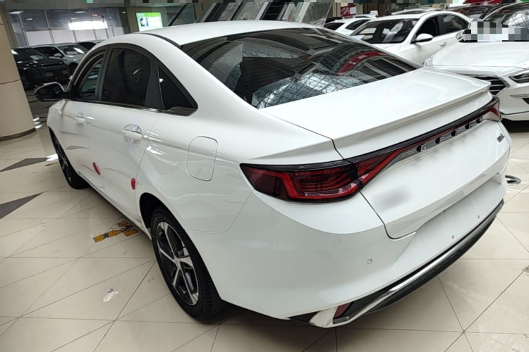GEELY Emgrand L 2022 car image #5