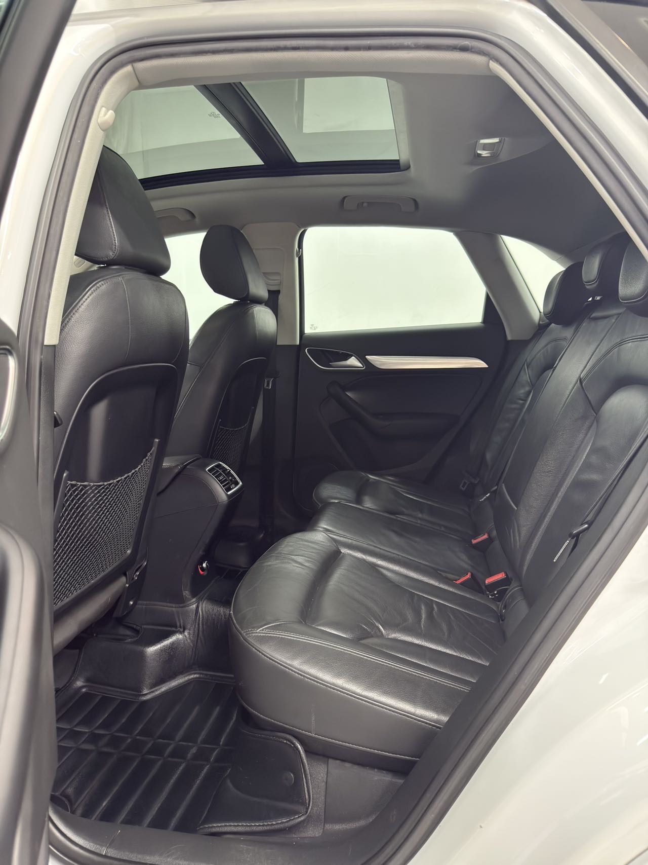Audi Q3 2017 #9 Audi Q3 2017 car image #9