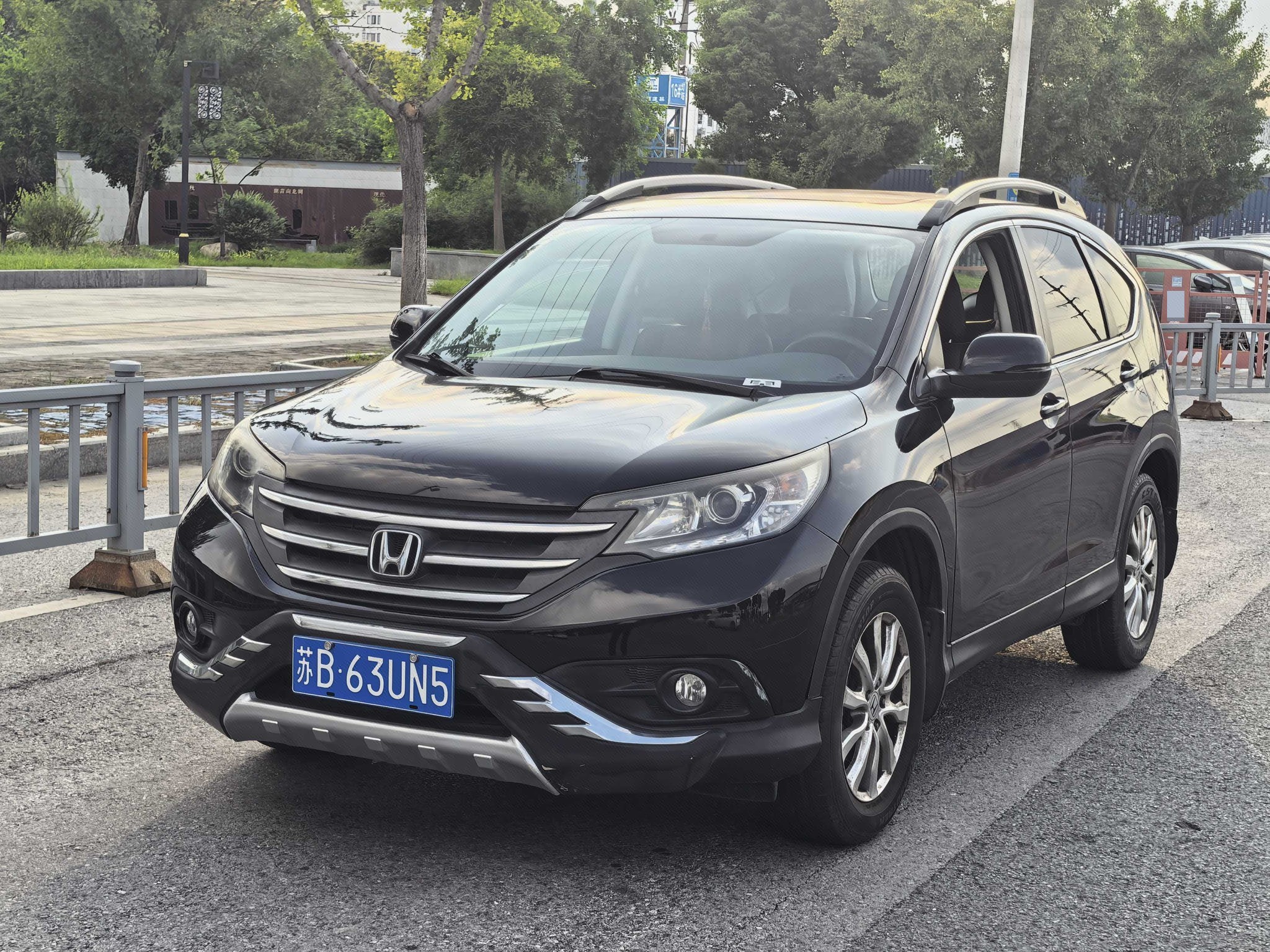 2012 2012 car image