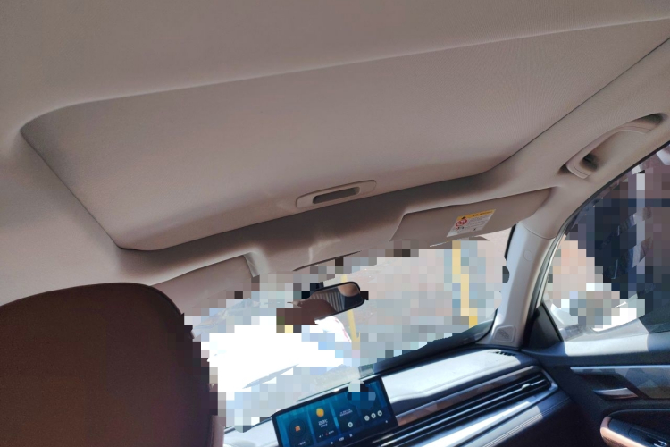 GEELY Vision X6 2024 car image #16