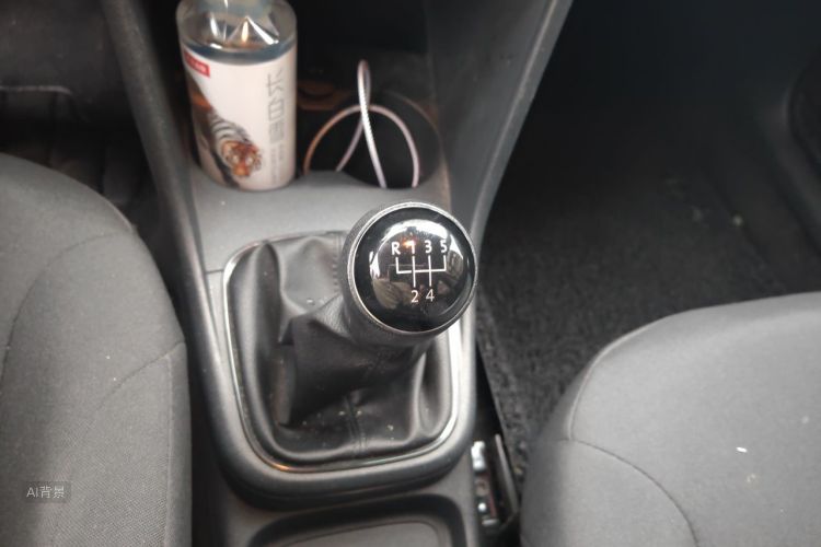 Volkswagen Polo 2017 car image #16