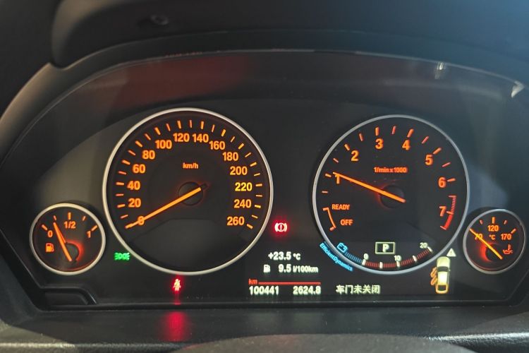 BMW 3 Series GT 2018 car image #12