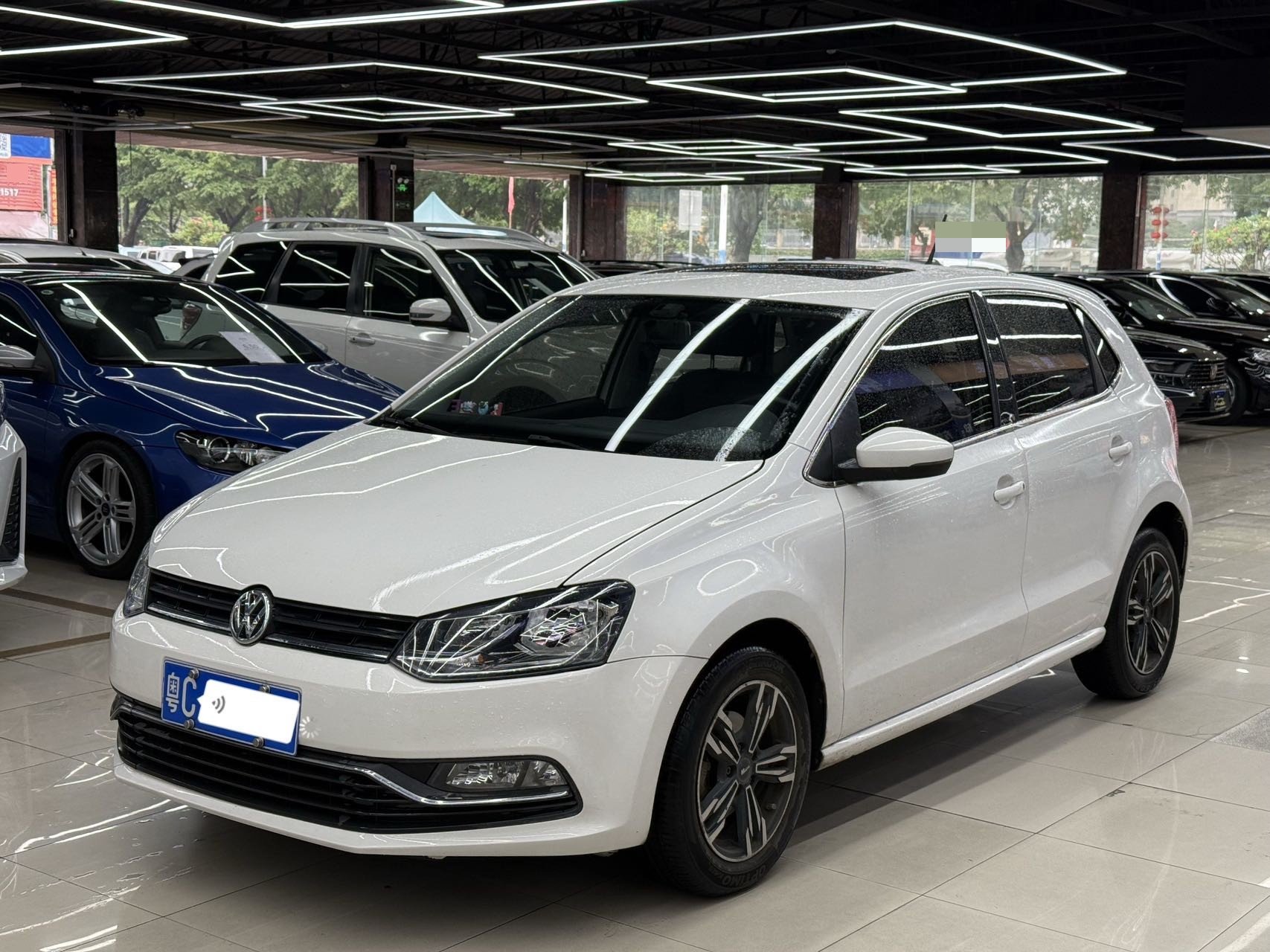 Volkswagen Polo 2018 immagine di auto 