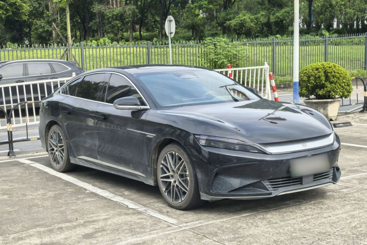 BYD Han 2025 car image #4