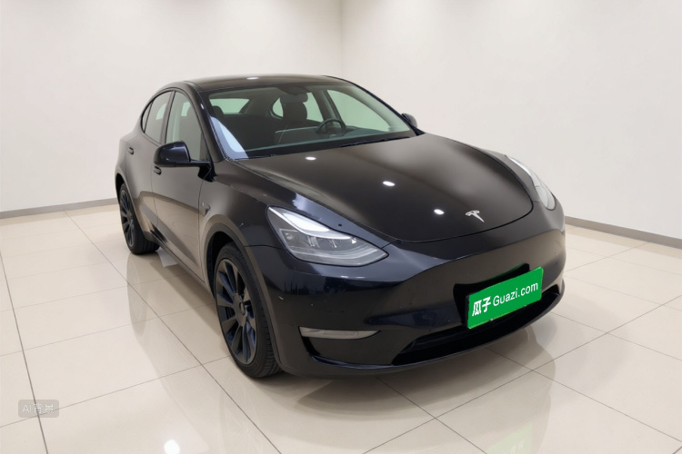 Tesla Model Y 2021 #4 Tesla Model Y 2021 car image #4