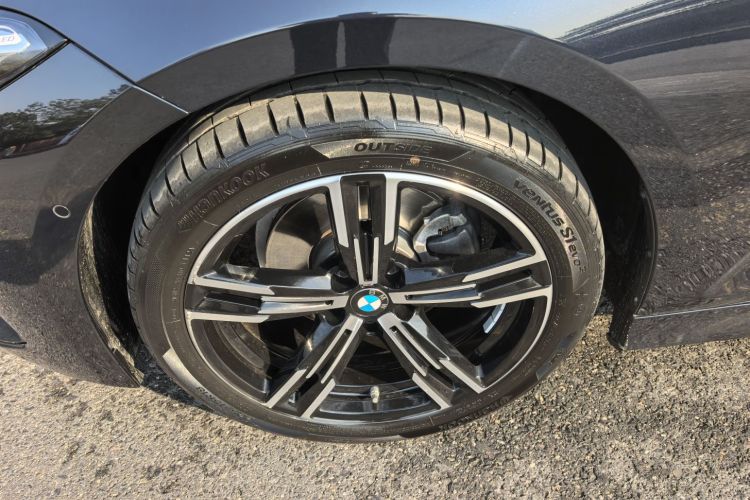 BMW 3 Series 2024 car image #10