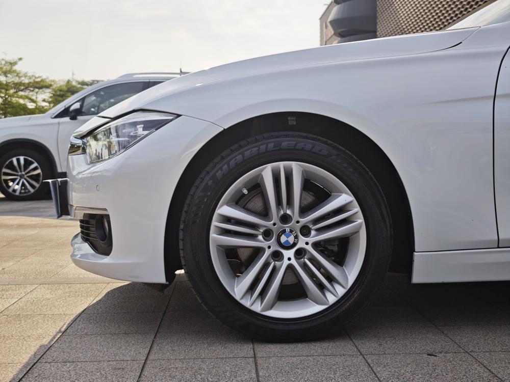 BMW 3 Series 2016 #6 BMW 3 Series 2016 car image #6